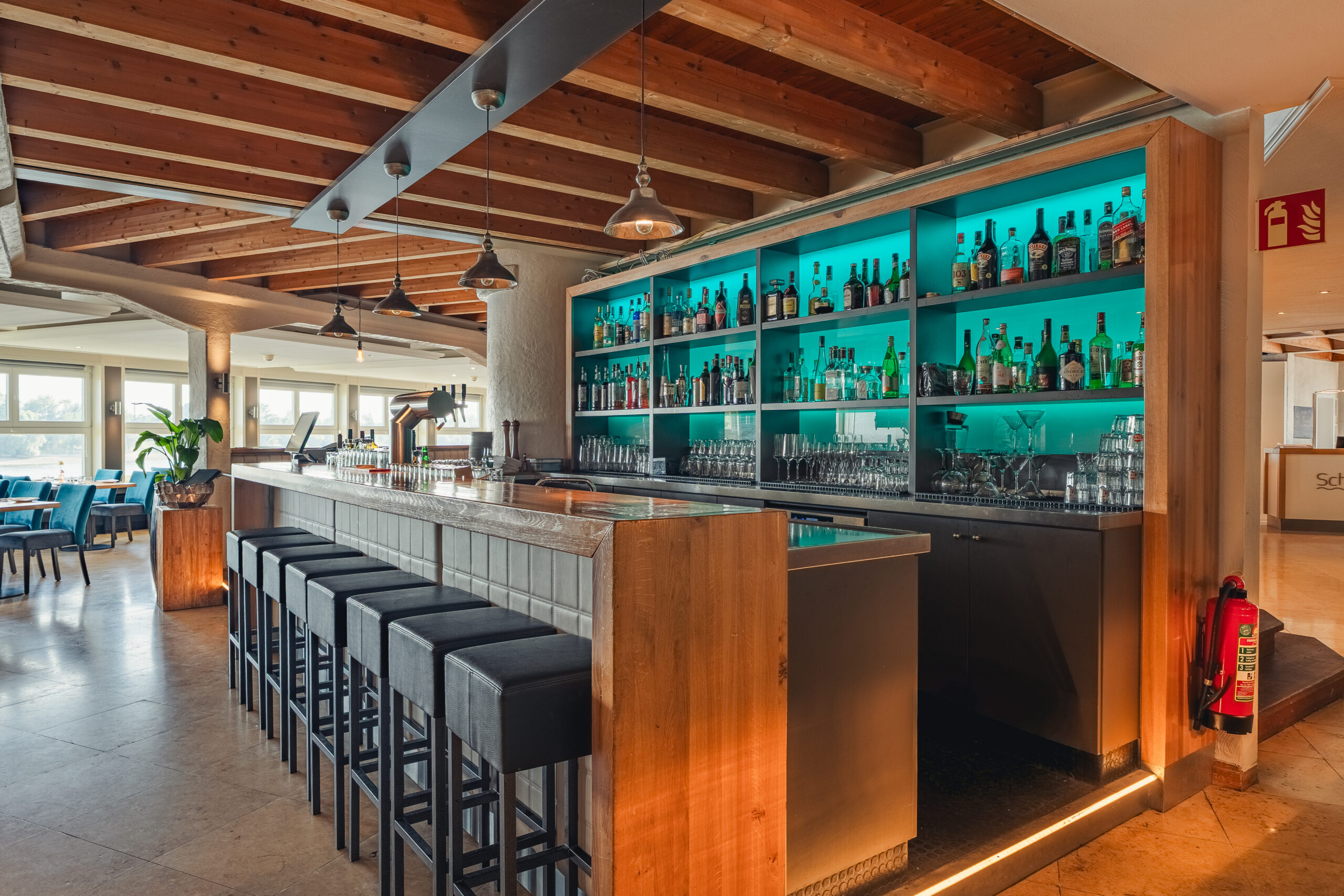Theke Restaurant